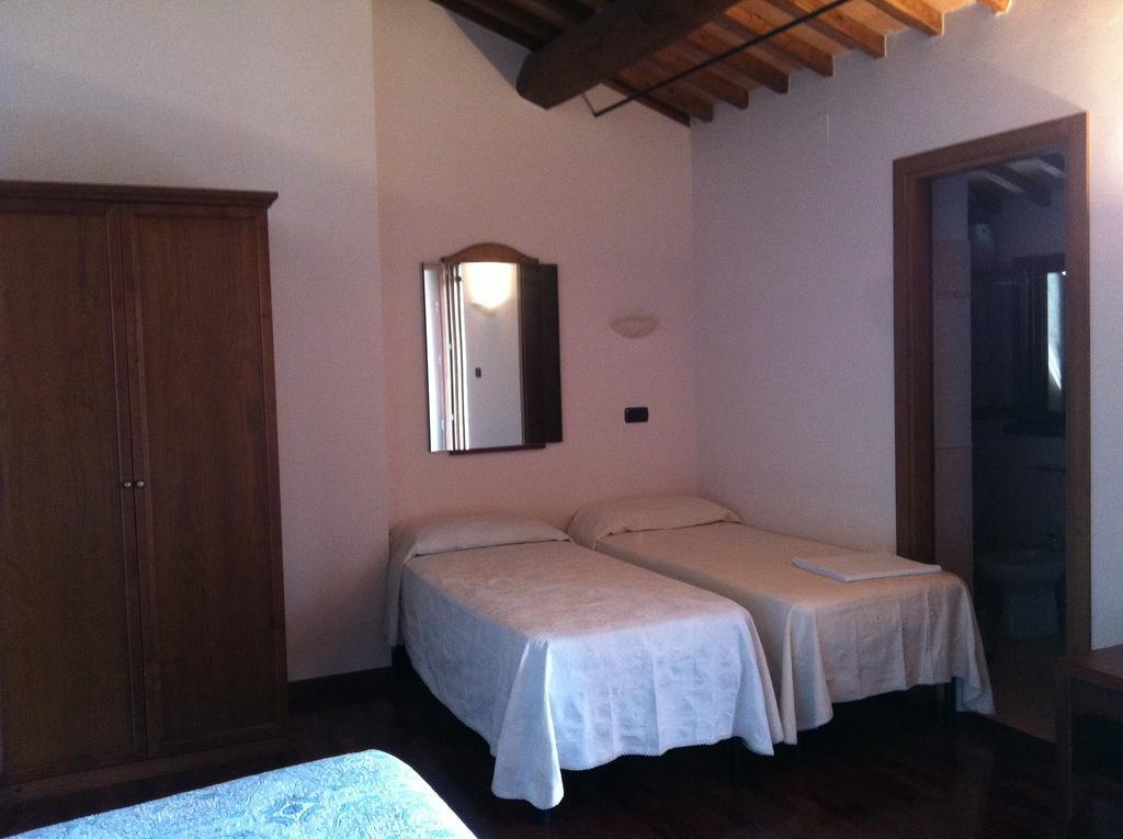 Agriturismo La Cantina Ascoli Piceno megye Szoba fotó