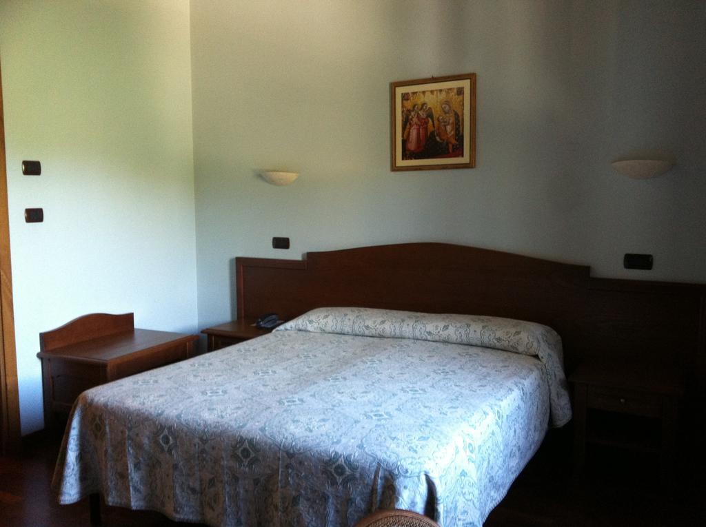 Agriturismo La Cantina Ascoli Piceno megye Szoba fotó