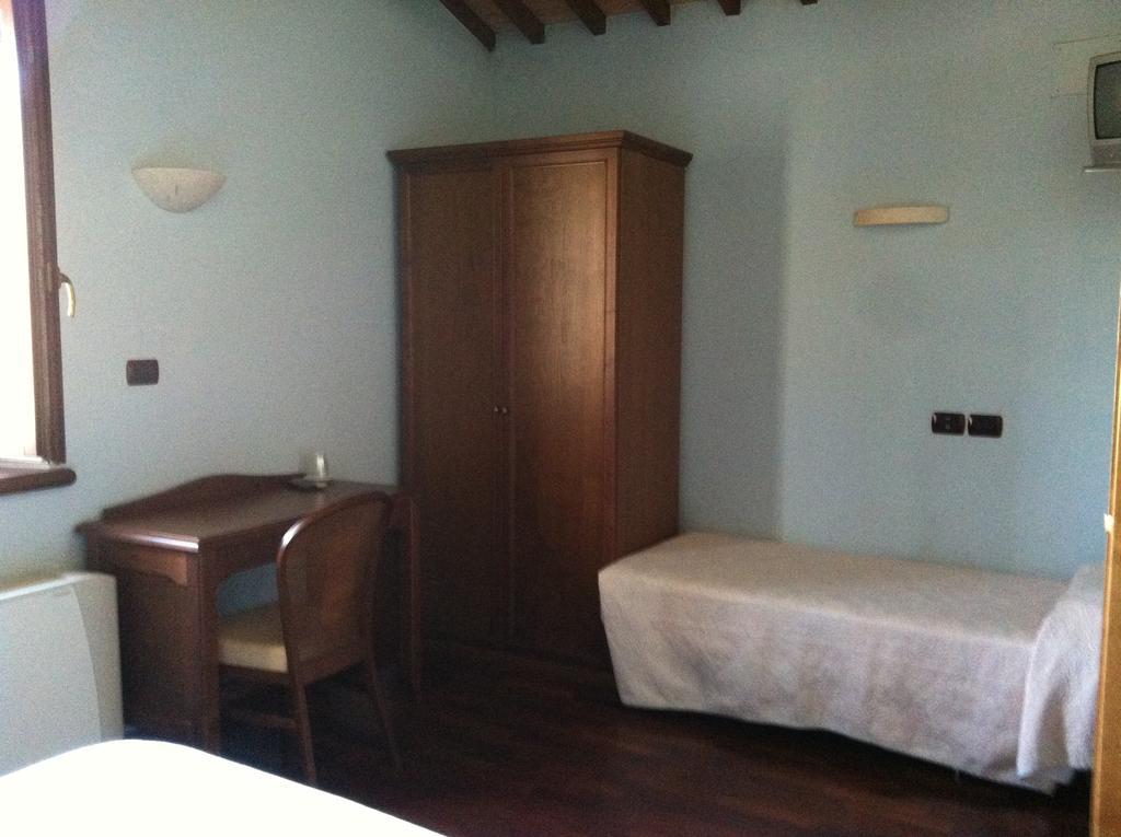 Agriturismo La Cantina Ascoli Piceno megye Szoba fotó